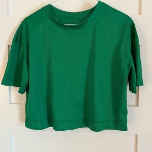 Everlane, size small, green athletic crop top